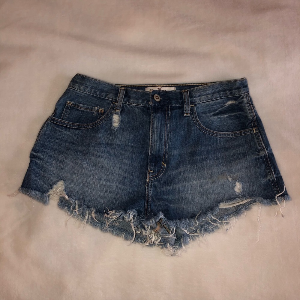 Hollister festival distressed jean shorts